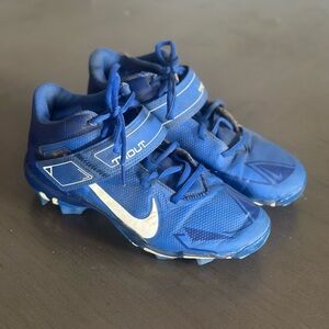 Nike Kids Blue and White Cleats